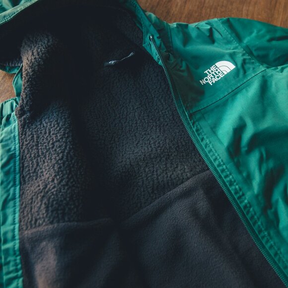 The North Face Fleece Lined Raincoat 5T - Picture 4 of 6